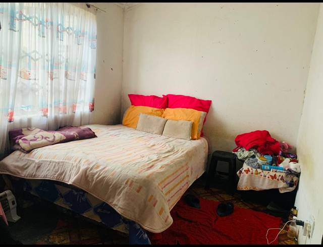 2 BEDROOM FREESTANDING FOR SALE IN TSAKANE EXT 11